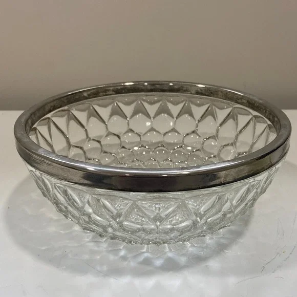 Crystal Bowl Silver Rim Cut Glass Candy Nut Bowl Elegant Decor 9" Wide - Picture 2 of 4